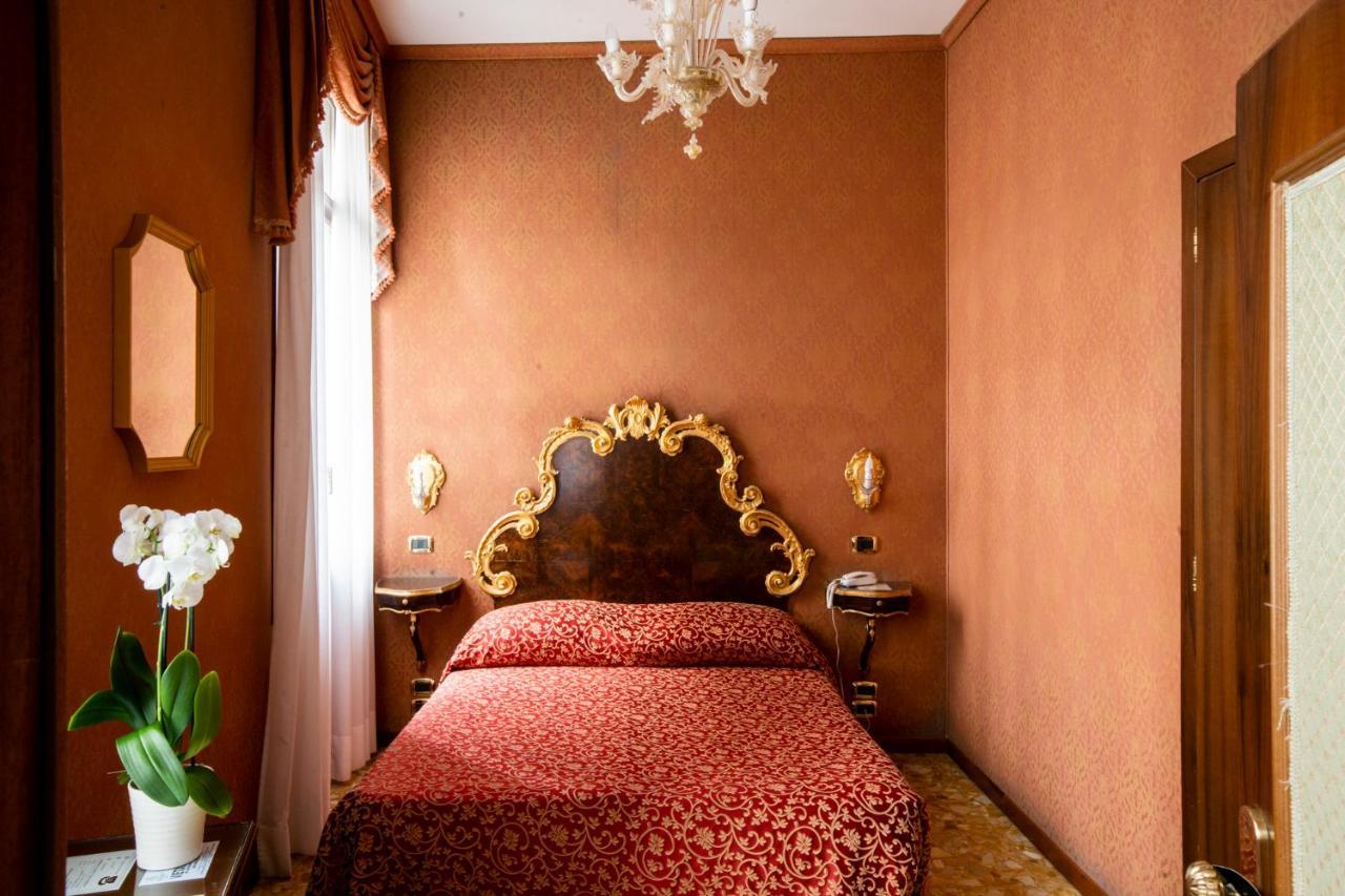 Hotel Ateneo Venecia